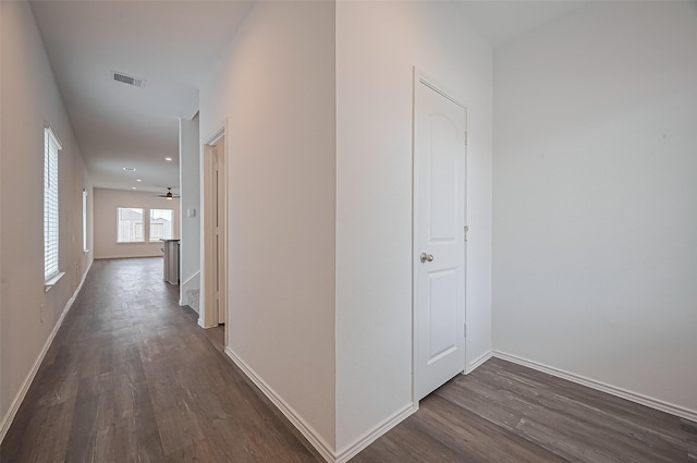 5422 Evergreen Heights Ln, Spring, TX 77373 - hall featuring dark wood finished floors, baseboards, and recessed lighting