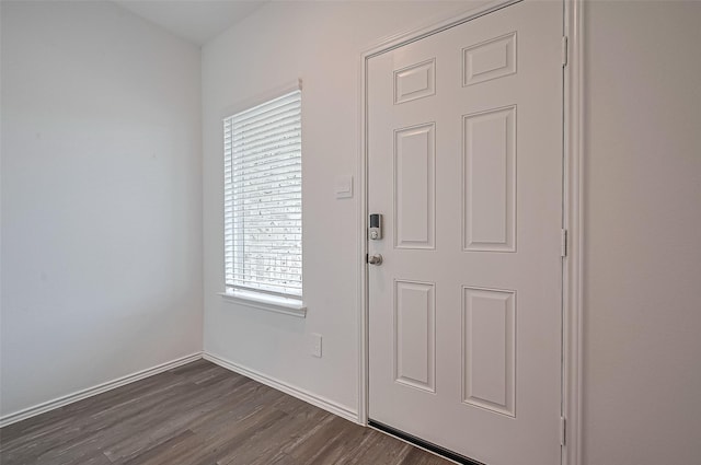 5422 Evergreen Heights Ln, Spring, TX 77373 - foyer featuring dark wood finished floors and baseboards