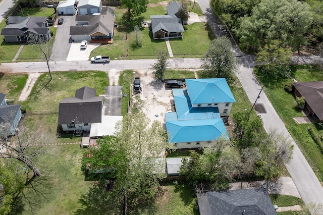 108 W Barrow St, Dayton, TX 77535 - photo 2