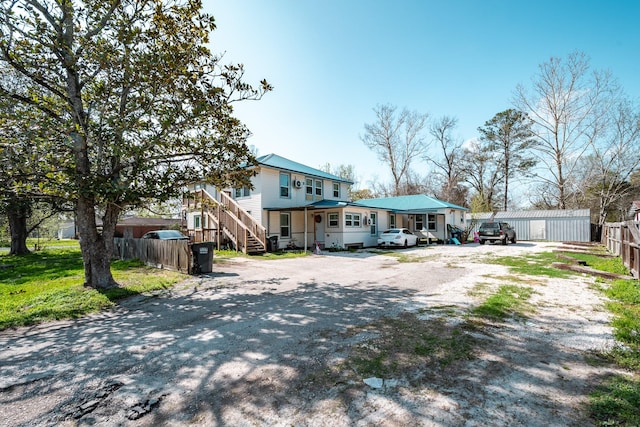 108 W Barrow St, Dayton, TX 77535 - photo 5