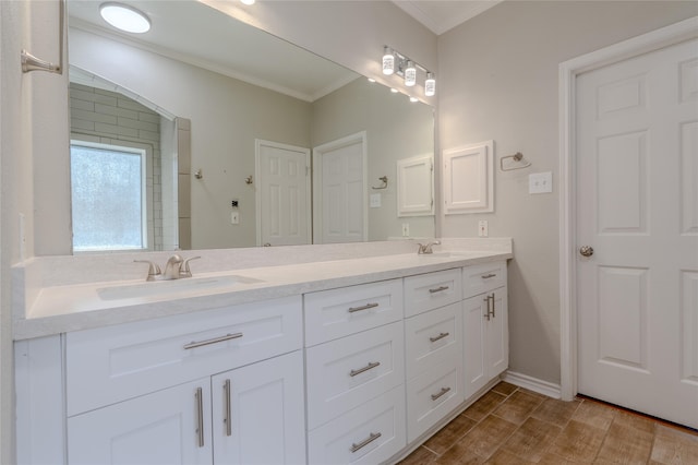 16526 Battlecreek Dr, Houston, TX 77095 - full bath featuring crown molding, double vanity, wood finished floors, and baseboards