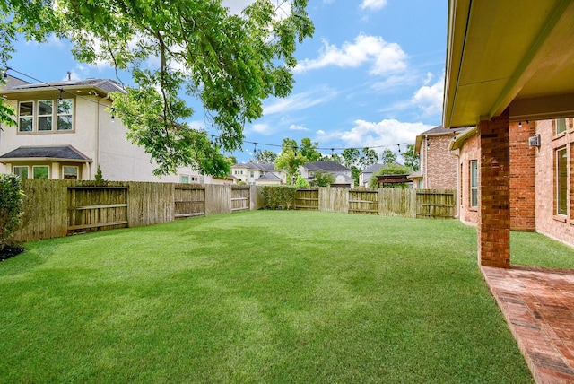 5006 Isidore Ln, Missouri City, TX 77459 - view of yard with a residential view