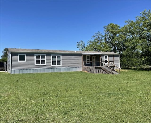 322 E College St, Fairfield, TX 75840 - view of front of home with a front yard