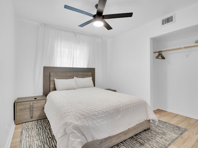 507 Patricia, San Antonio, TX 78216 - bedroom with wood finished floors, ceiling fan, and baseboards