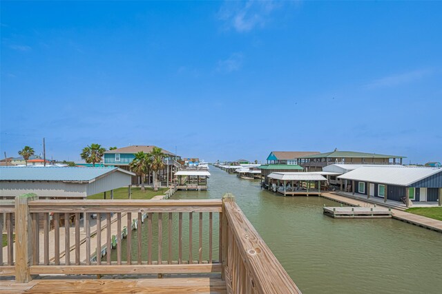 dock featuring a water view