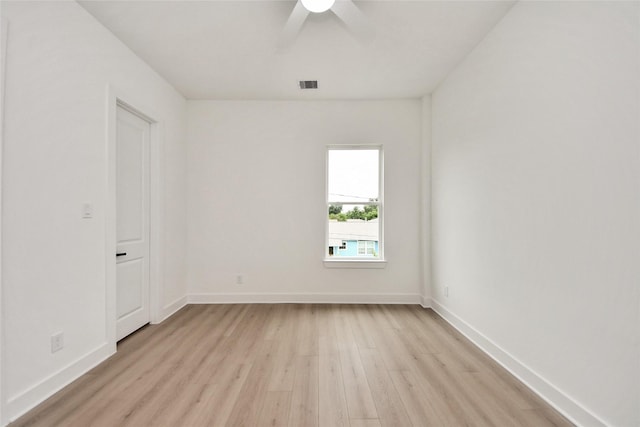 435 Neyland St, Houston, TX 77022 - spare room with light wood-style floors and ceiling fan