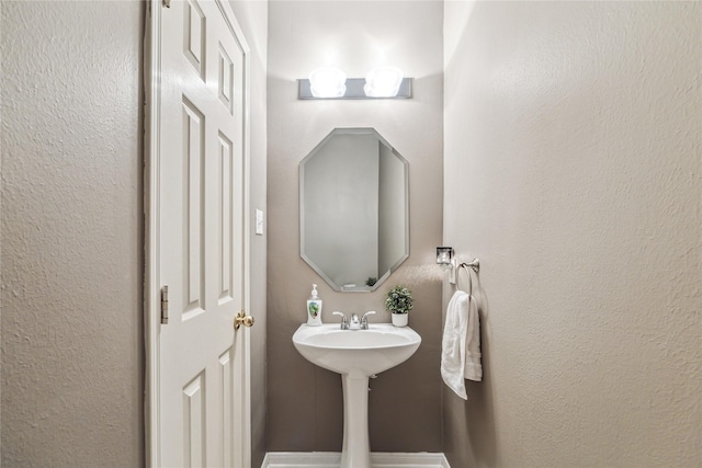 1703 Lakewinds Dr, Missouri City, TX 77459 - view of bathroom