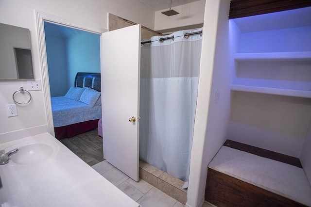 21926 Crestworth Ln, Katy, TX 77449 - bathroom with ensuite bath, curtained shower, and a sink