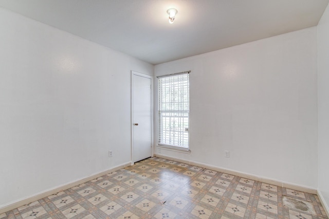 9502 Kell Cir, Houston, TX 77040 - empty room with baseboards and light flooring