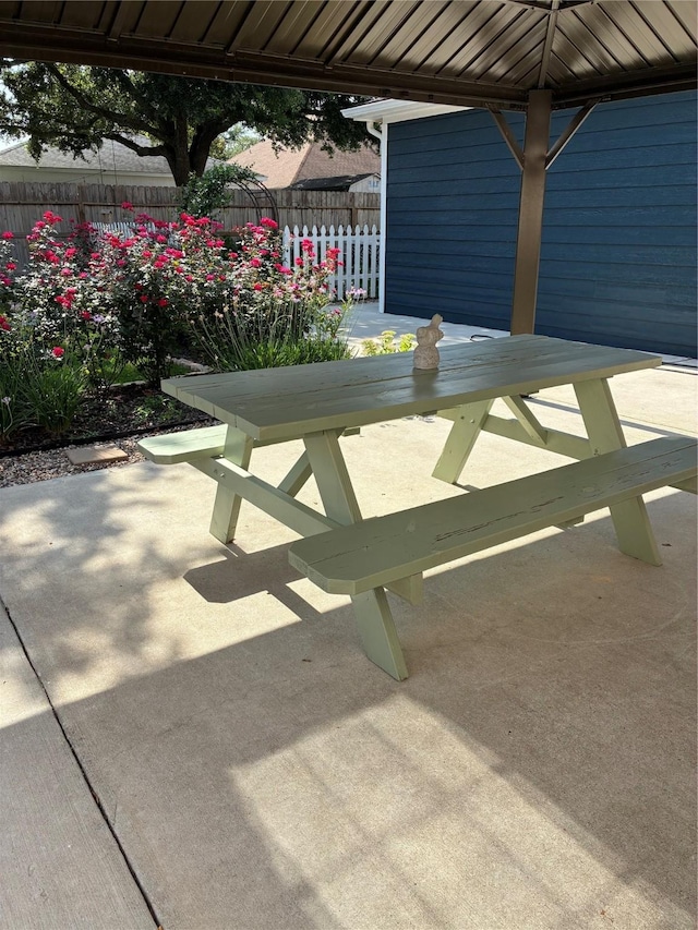 3233 Greenhead St, Katy, TX 77493 - view of patio