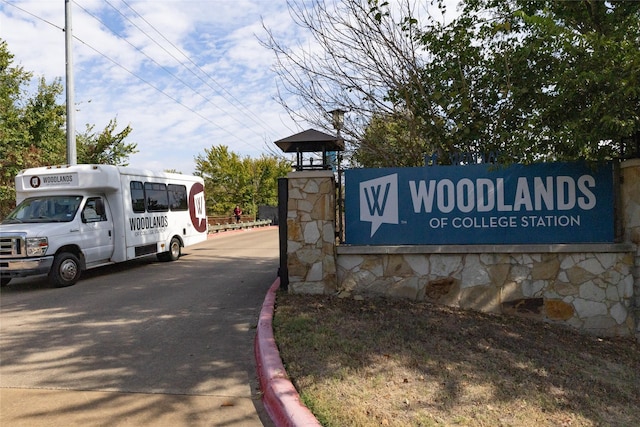1725 Harvey Mitchell Pkwy S Unit 211, College Station, TX 77840 - view of community sign