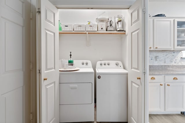 2838 Sunburst Ln, Montgomery, TX 77356 - laundry room with independent washer and dryer