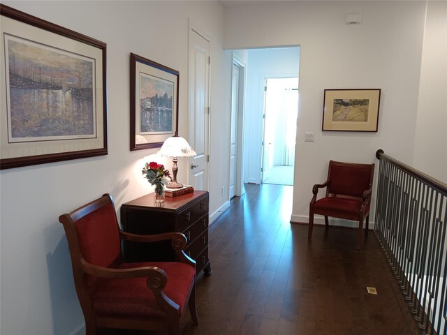 3622 Lannister Ln, Houston, TX 77055 - corridor featuring dark wood finished floors and baseboards