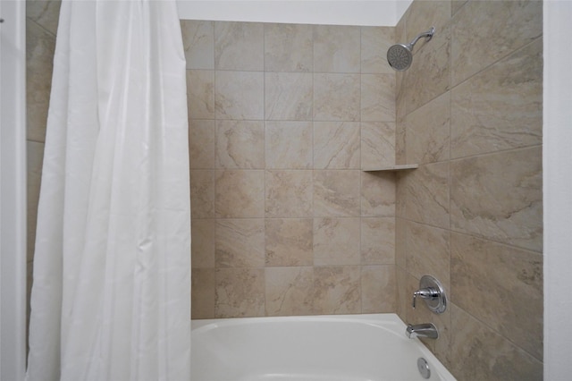 3622 Lannister Ln, Houston, TX 77055 - bathroom featuring shower / bath combination with curtain