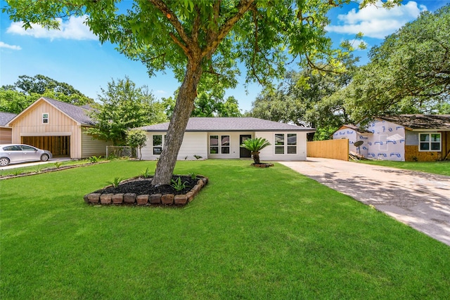 view of front of house featuring driveway