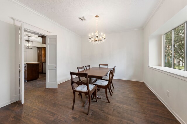 6131 Knollview Dr, Spring, TX 77389 - dining space with a chandelier, dark wood-style flooring, ornamental molding, and baseboards