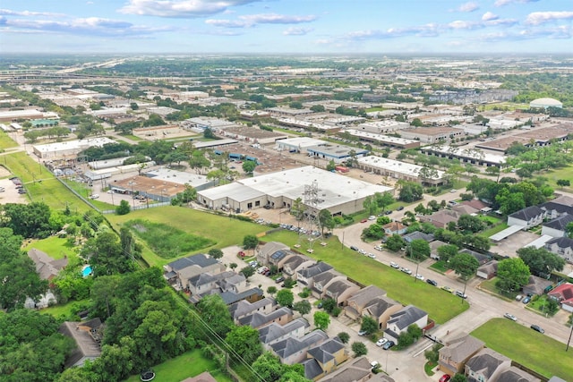 aerial view of property and surrounding area