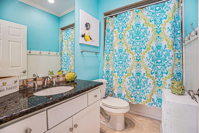 7000 Seawall Blvd Unit 1011, Galveston, TX 77551 - bathroom featuring ornamental molding, vanity, toilet, and shower / tub combo with curtain