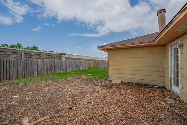16250 Rancho Blanco Dr, Houston, TX 77083 - view of yard featuring fence