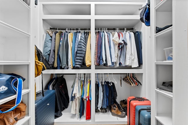 436 W 26th St, Houston, TX 77008 - view of walk in closet