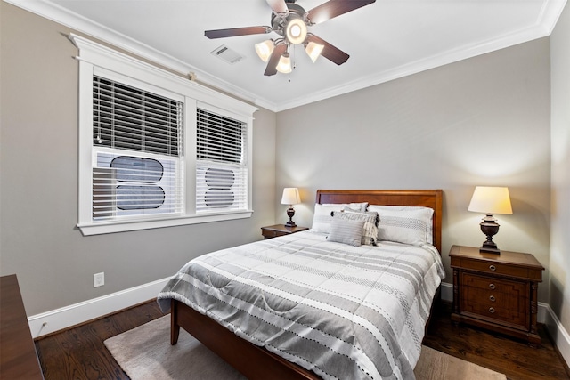 436 W 26th St, Houston, TX 77008 - bedroom with baseboards, crown molding, wood finished floors, and a ceiling fan