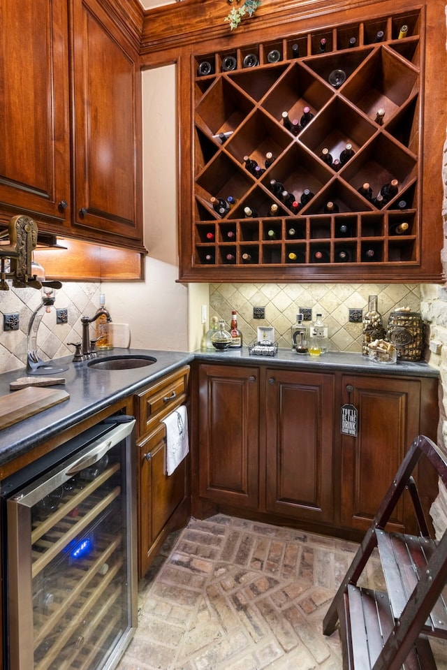 38 Post Shadow Estate Dr, Spring, TX 77389 - indoor wet bar featuring beverage cooler, brick patterned flooring, and decorative backsplash