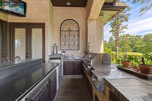 38 Post Shadow Estate Dr, Spring, TX 77389 - view of patio featuring a sink