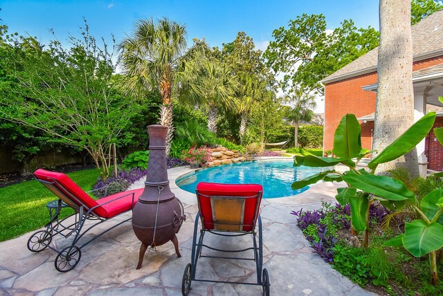 14 Wickham Ct, Sugar Land, TX 77479 - outdoor pool with a patio and fence