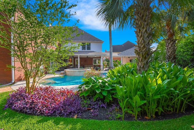 14 Wickham Ct, Sugar Land, TX 77479 - outdoor pool with an in-ground hot tub and a patio area