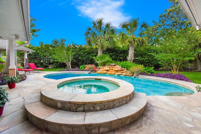14 Wickham Ct, Sugar Land, TX 77479 - view of pool with a patio and a pool with connected hot tub