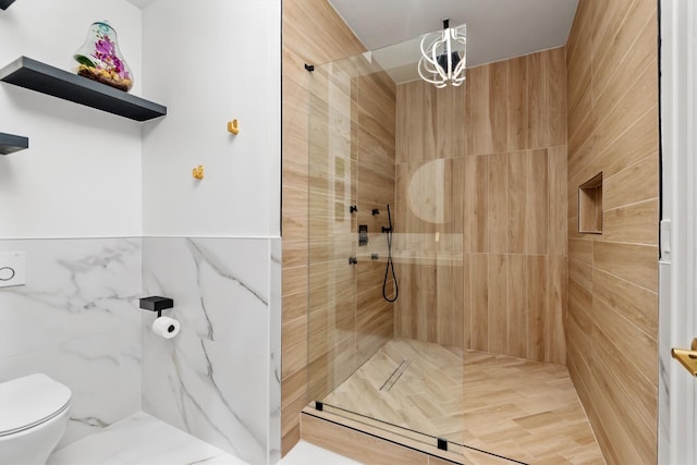 1 Waterway Ct Unit 4B, The Woodlands, TX 77380 - full bathroom with walk in shower and toilet