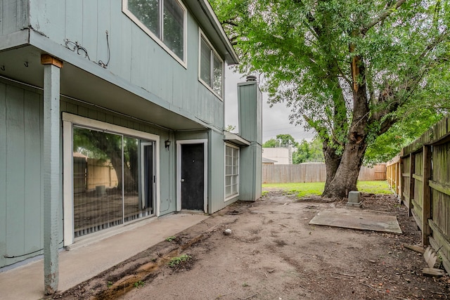 12210 Innsbruk Ct, Houston, TX 77066 - view of patio / terrace featuring a fenced backyard