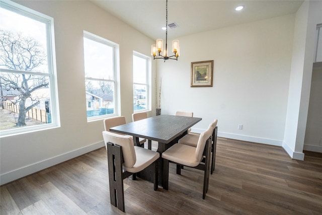 4111 Dreyfus St, Houston, TX 77021 - dining room featuring a chandelier, dark wood-style floors, baseboards, and recessed lighting