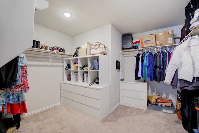 7110 Poppyseed Trl, Spring, TX 77379 - spacious closet with carpet