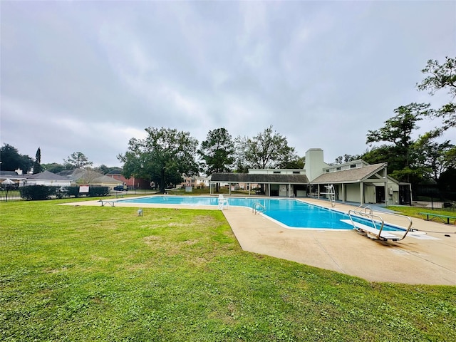 4142 Surreydon Dr, Houston, TX 77014 - community pool with a patio