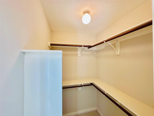 4142 Surreydon Dr, Houston, TX 77014 - view of spacious closet