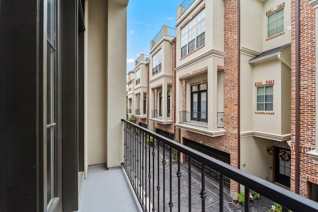 118 Reinerman St, Houston, TX 77007 - view of balcony