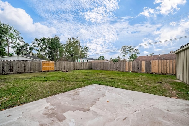 1739 Nocturne Ln, Houston, TX 77043 - view of yard with a patio area