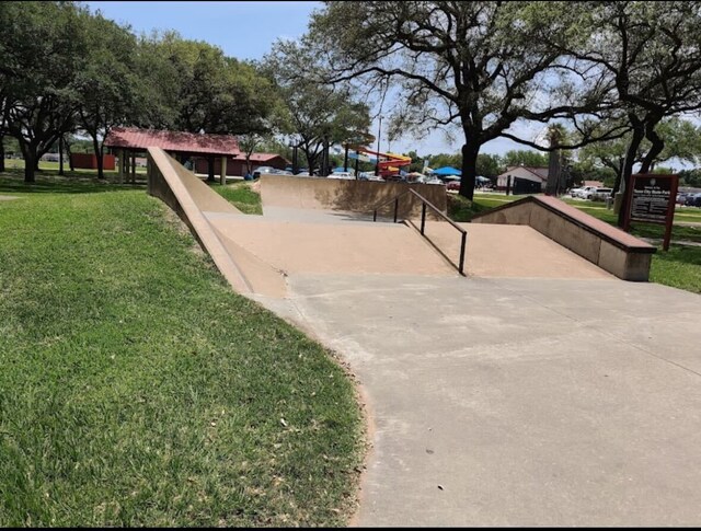 1817 3rd Ave N, Texas City, TX 77590 - photo 36