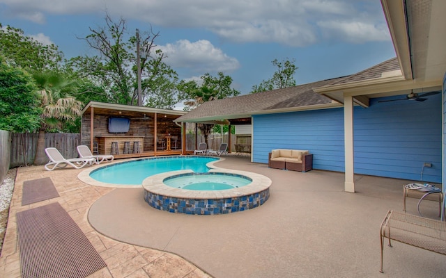 114 Dr Martin Luther King Jr Dr, La Porte, TX 77571 - view of swimming pool featuring a fenced backyard, a patio, ceiling fan, and an in-ground hot tub