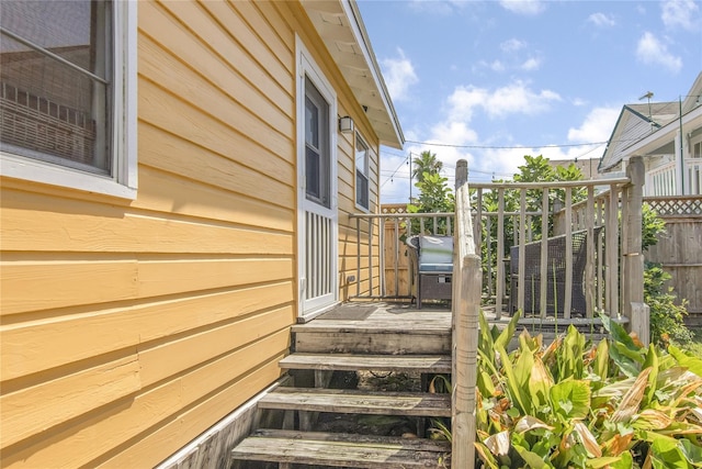 1614 Ursuline St, Galveston, TX 77550 - view of side of property with fence
