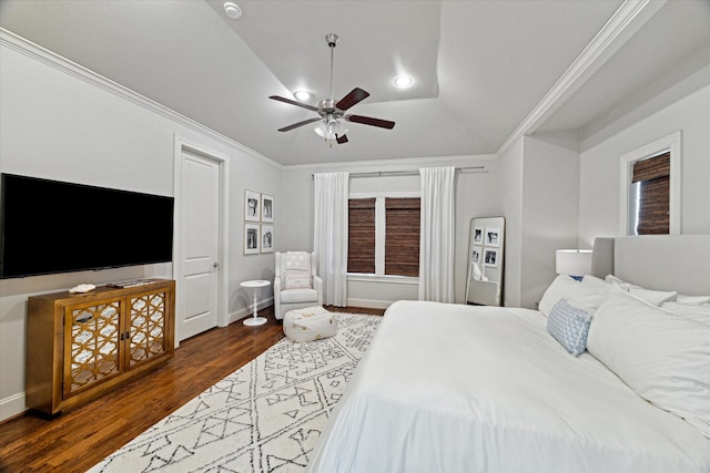 2729 Cohn St, Houston, TX 77007 - bedroom with ornamental molding, dark wood-style flooring, baseboards, a ceiling fan, and vaulted ceiling