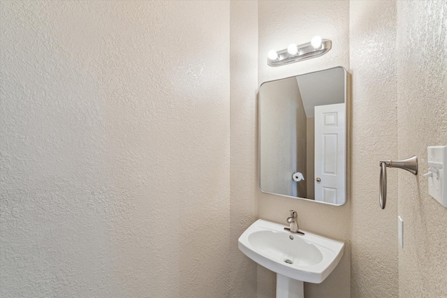 1301 Wilderness Pines Dr, Friendswood, TX 77546 - bathroom with a sink