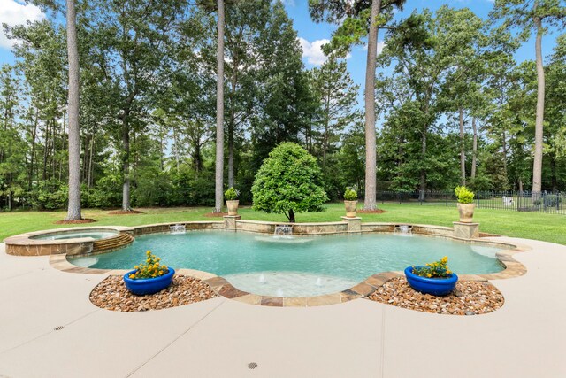 4810 Pine Wood Meadows Ln, Spring, TX 77386 - view of pool featuring view of wooded area, a pool with connected hot tub, and a patio area