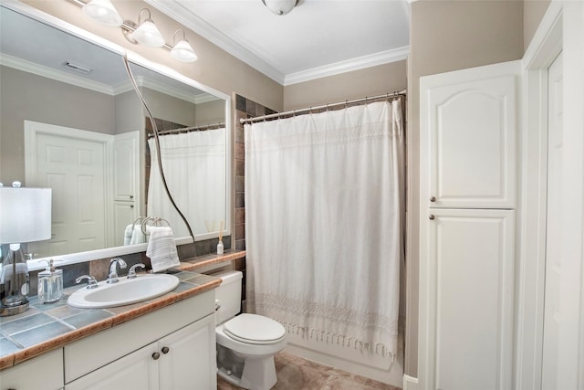 3315 E Bayou Dr, Shoreacres, TX 77571 - bathroom with vanity and crown molding