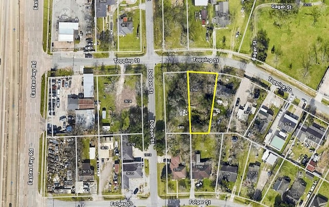 aerial view of property's location featuring property boundaries highlighted