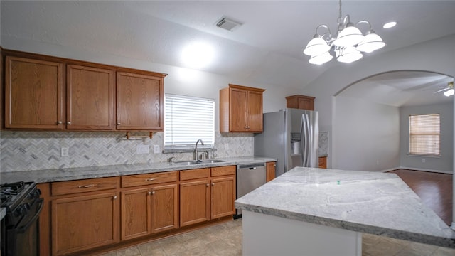 5005 Willow Point Dr, Conroe, TX 77303 - photo 7