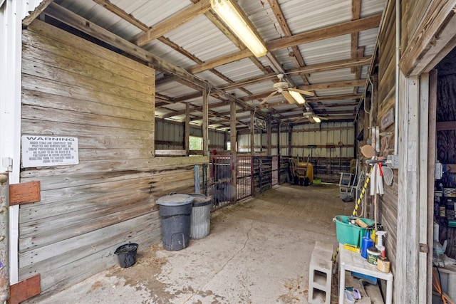 6825 Highland Rd, Santa Fe, TX 77517 - view of stable