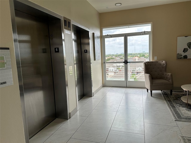 6955 Turtlewood Dr Unit 602, Houston, TX 77072 - hall with elevator