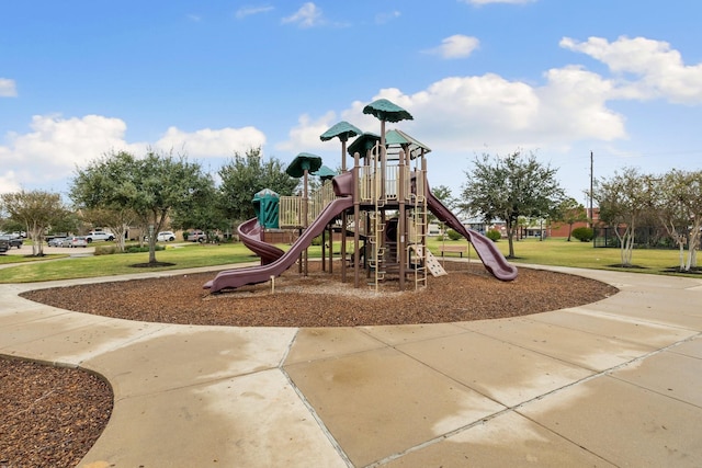 4438 Andorno Dr, Katy, TX 77449 - community playground with a yard